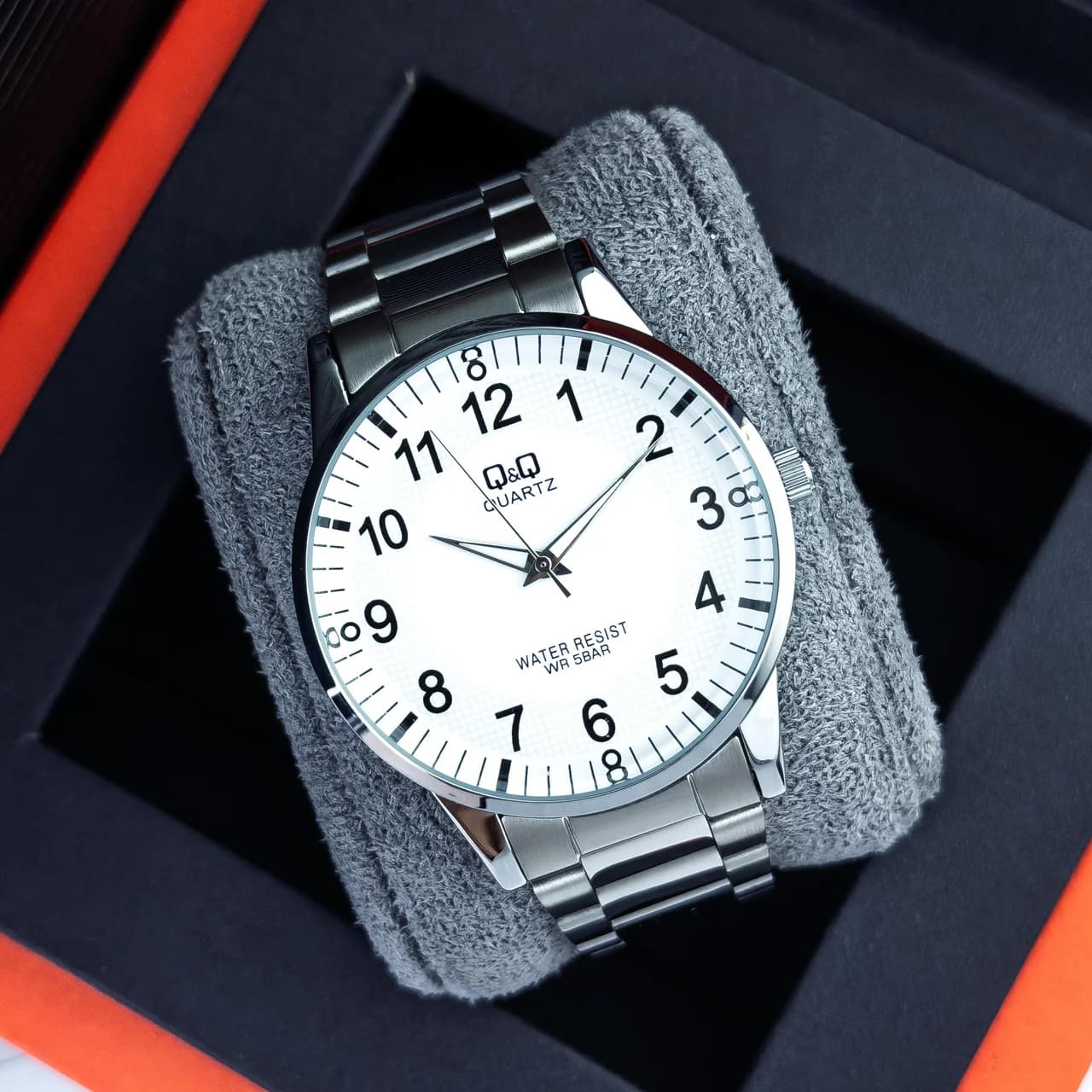 Reloj clásico HEE3