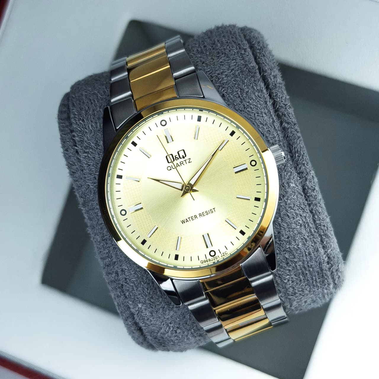 Reloj clásico QBA01