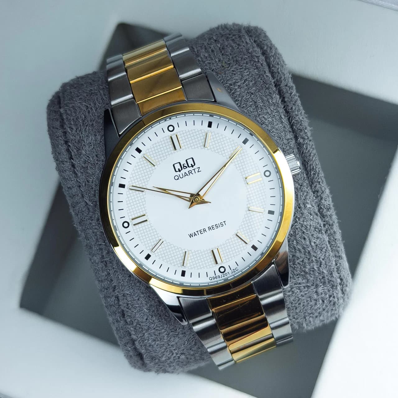 Reloj clásico QBA02