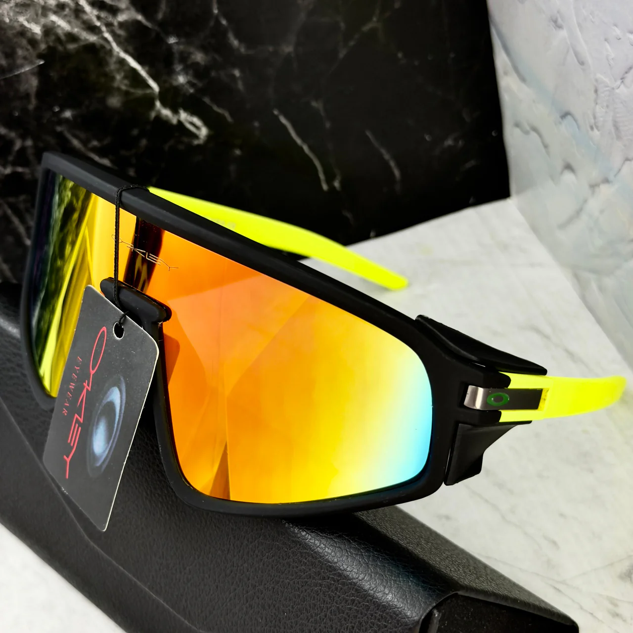 Oakley OMP02